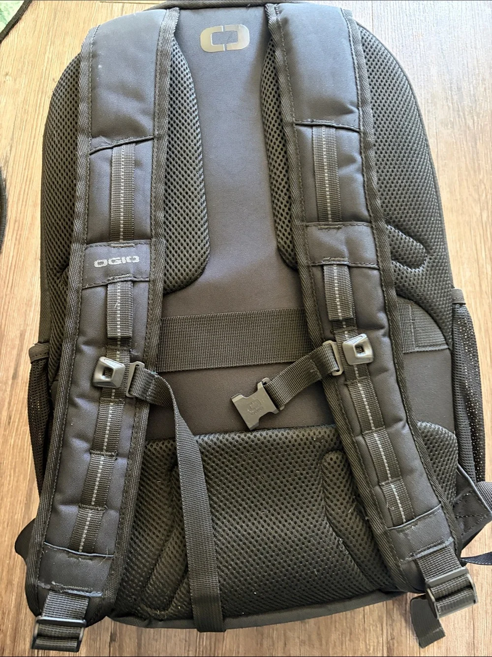 Black OGIO Logo Backpack - Men's Travel & Commuter Bag